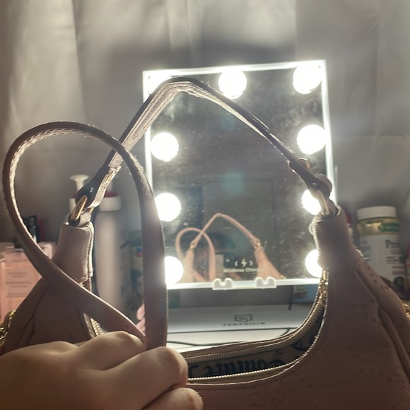 Juicy Couture purse - Picture 4 of 8